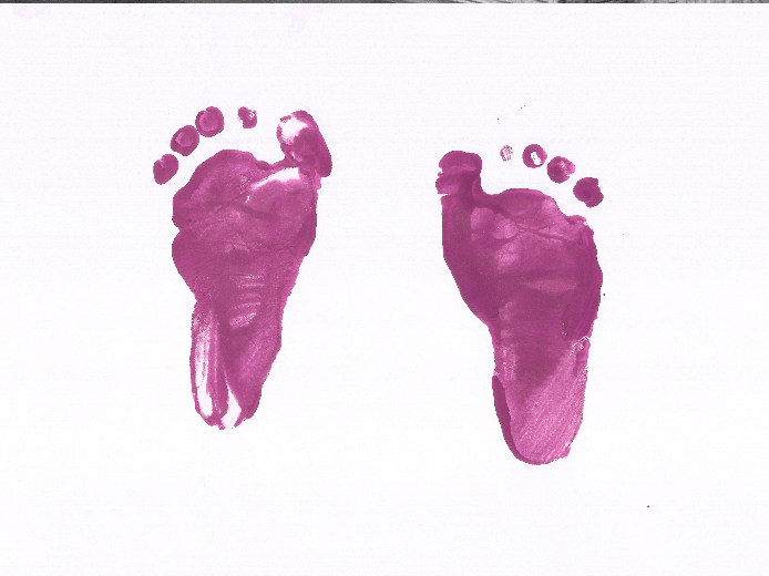 Simple DIY Gift Idea: Baby Footprint Keepsake Using Flour – Bubzi Co